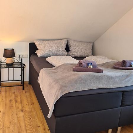 Apartment, Boxspringbett, Ruhige Lage, Kassel Naehe Schauenburg エクステリア 写真