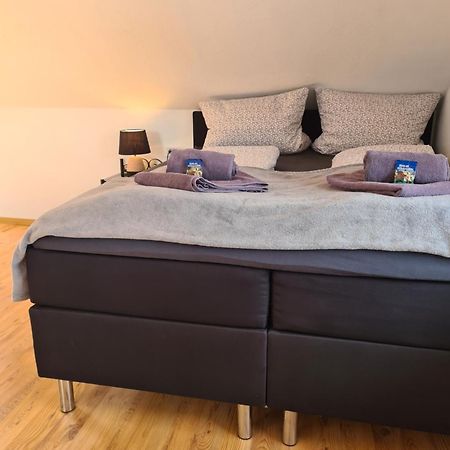 Apartment, Boxspringbett, Ruhige Lage, Kassel Naehe Schauenburg エクステリア 写真