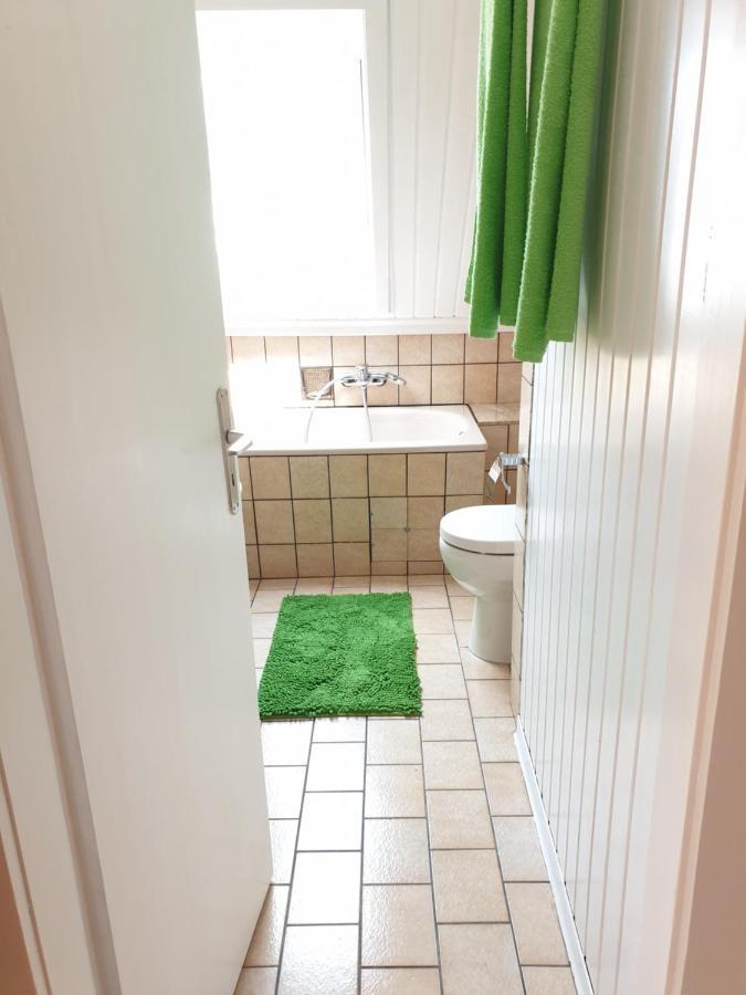 Apartment, Boxspringbett, Ruhige Lage, Kassel Naehe Schauenburg エクステリア 写真